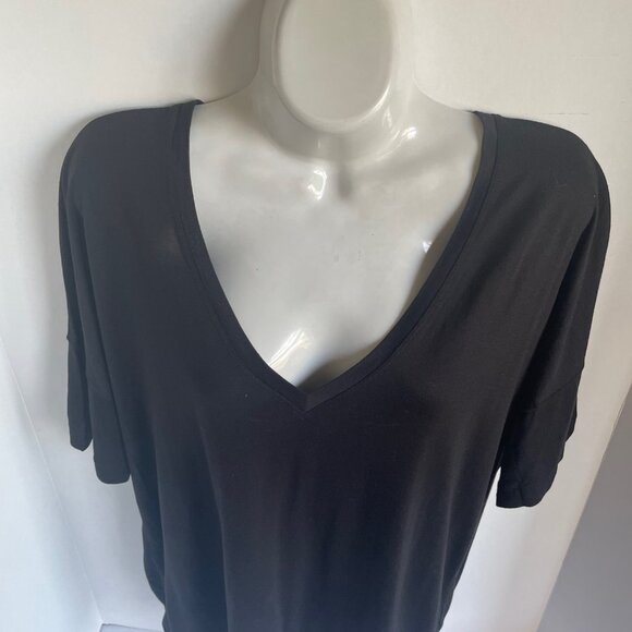 Vince Black V-Neck Short Sleeve Lightweight Jersey T-Shirt Womens Medium - Picture 5 of 7
